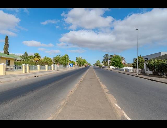 3 BEDROOM HOUSE FOR SALE IN RIVIERSONDEREND